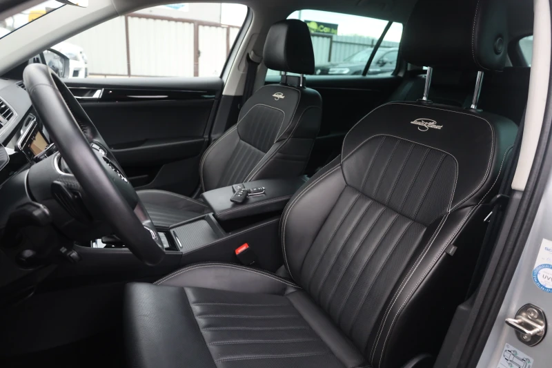 Skoda Superb 2.0TDI L&K Face ACC ОБДУХ Canton MASSAGE KAM iCar, снимка 12 - Автомобили и джипове - 53000816