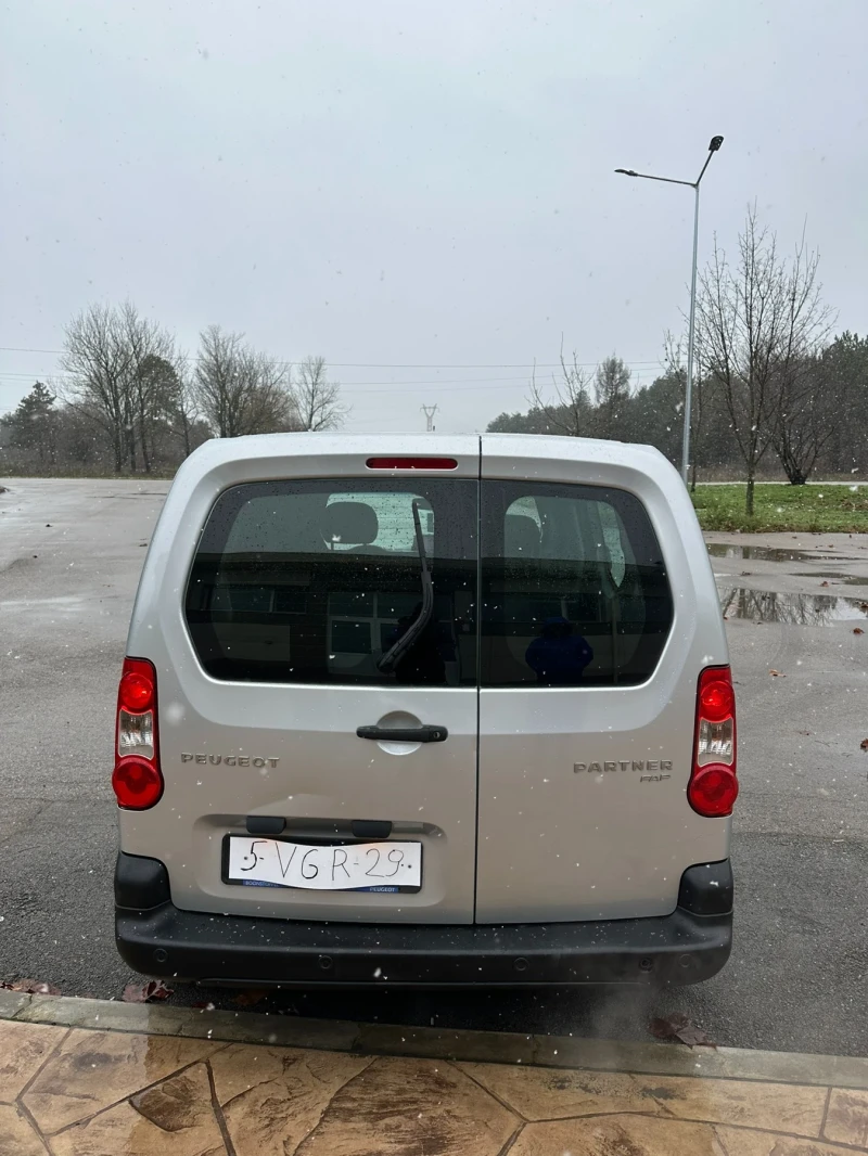 Peugeot Partner 1.6, снимка 6 - Автомобили и джипове - 53076770