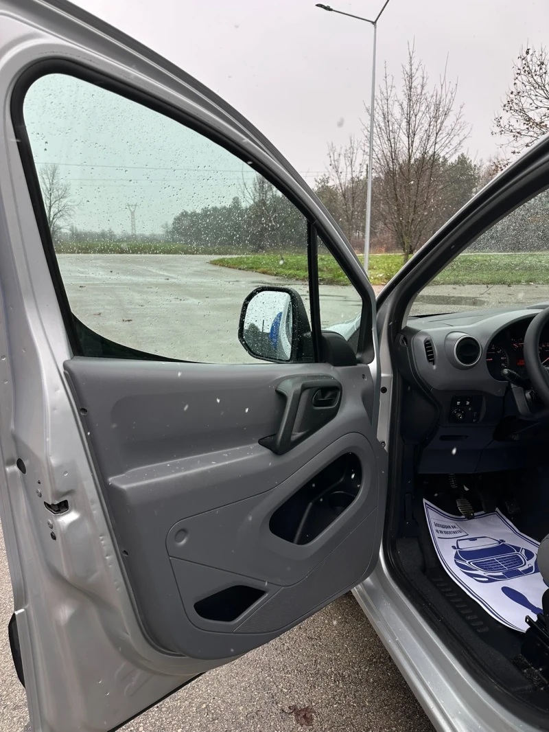 Peugeot Partner 1.6, снимка 11 - Автомобили и джипове - 53076770
