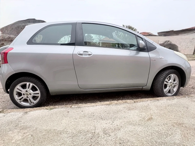 Toyota Yaris 1.4/D4D, снимка 5 - Автомобили и джипове - 53386353