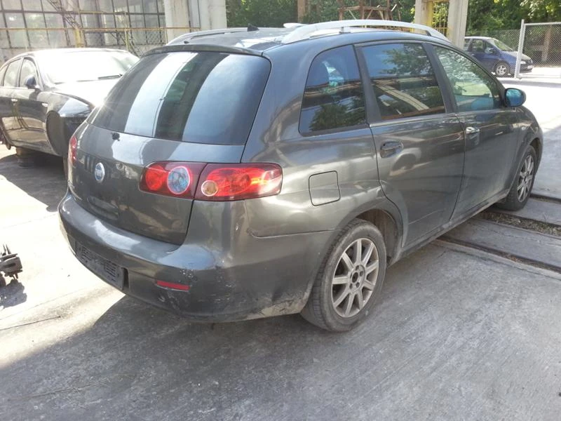 Fiat Croma 1, 9 JTD, снимка 4 - Автомобили и джипове - 18320947