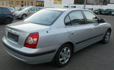 Hyundai Elantra 2.0 GLS, снимка 5 - Автомобили и джипове - 19408145