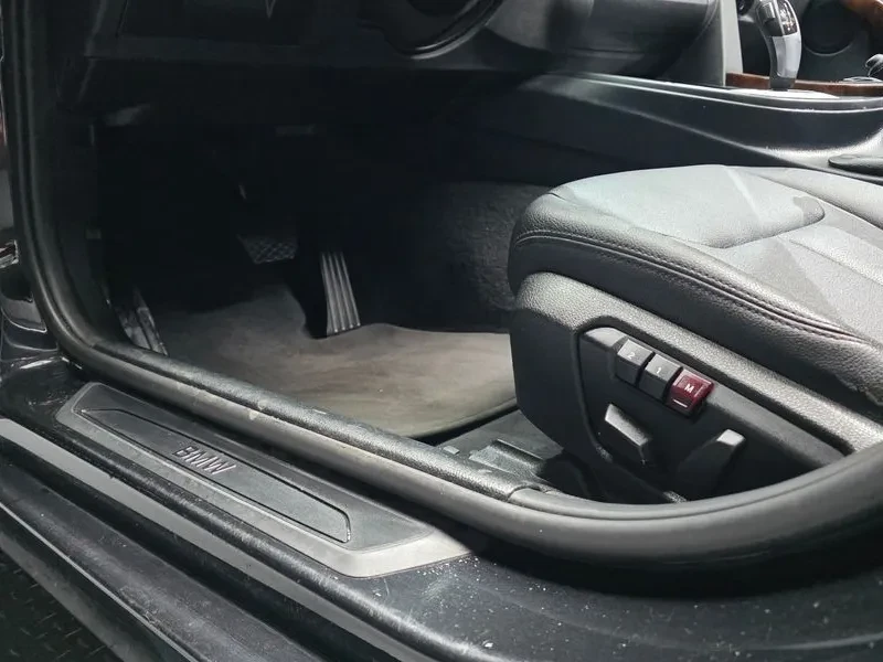 BMW 320 d, снимка 14 - Автомобили и джипове - 54205146