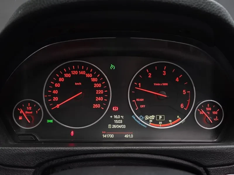 BMW 320 d, снимка 8 - Автомобили и джипове - 54205146