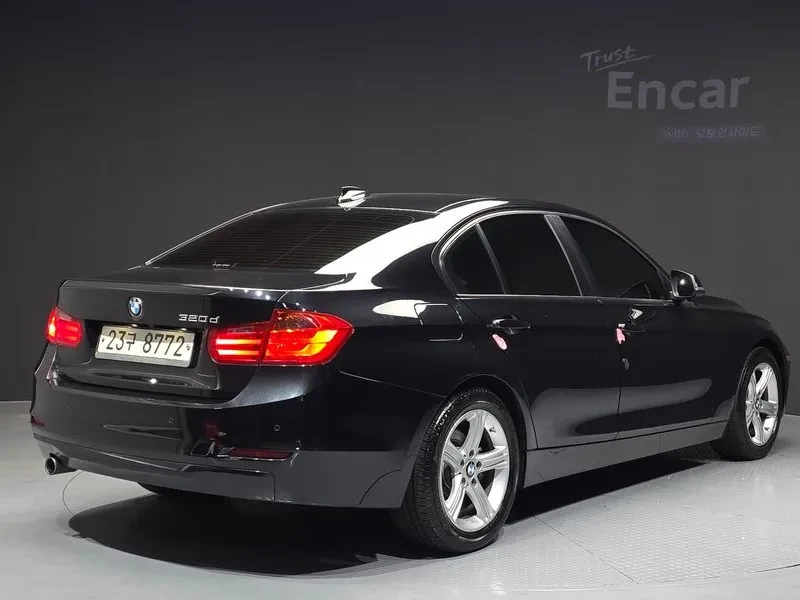 BMW 320 d, снимка 2 - Автомобили и джипове - 54205146