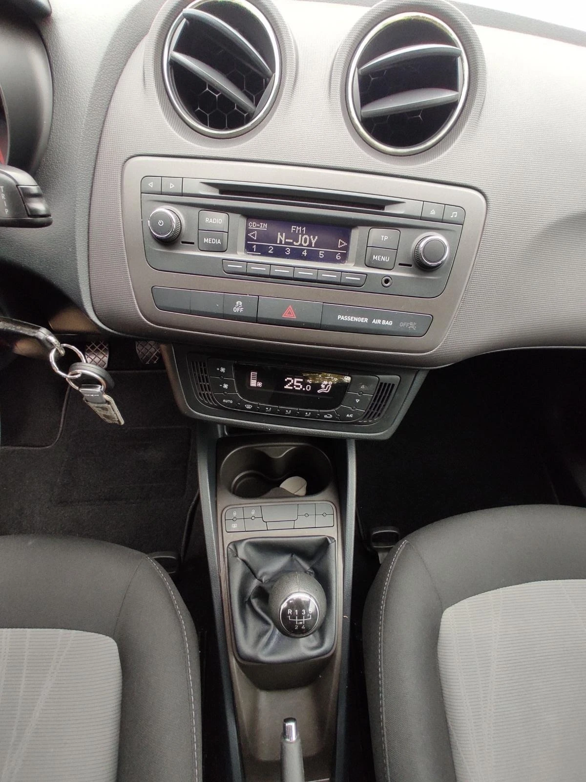 Seat Ibiza 1.2TSI/FACELIFT/ 4 /85.. | Mobile.bg   13