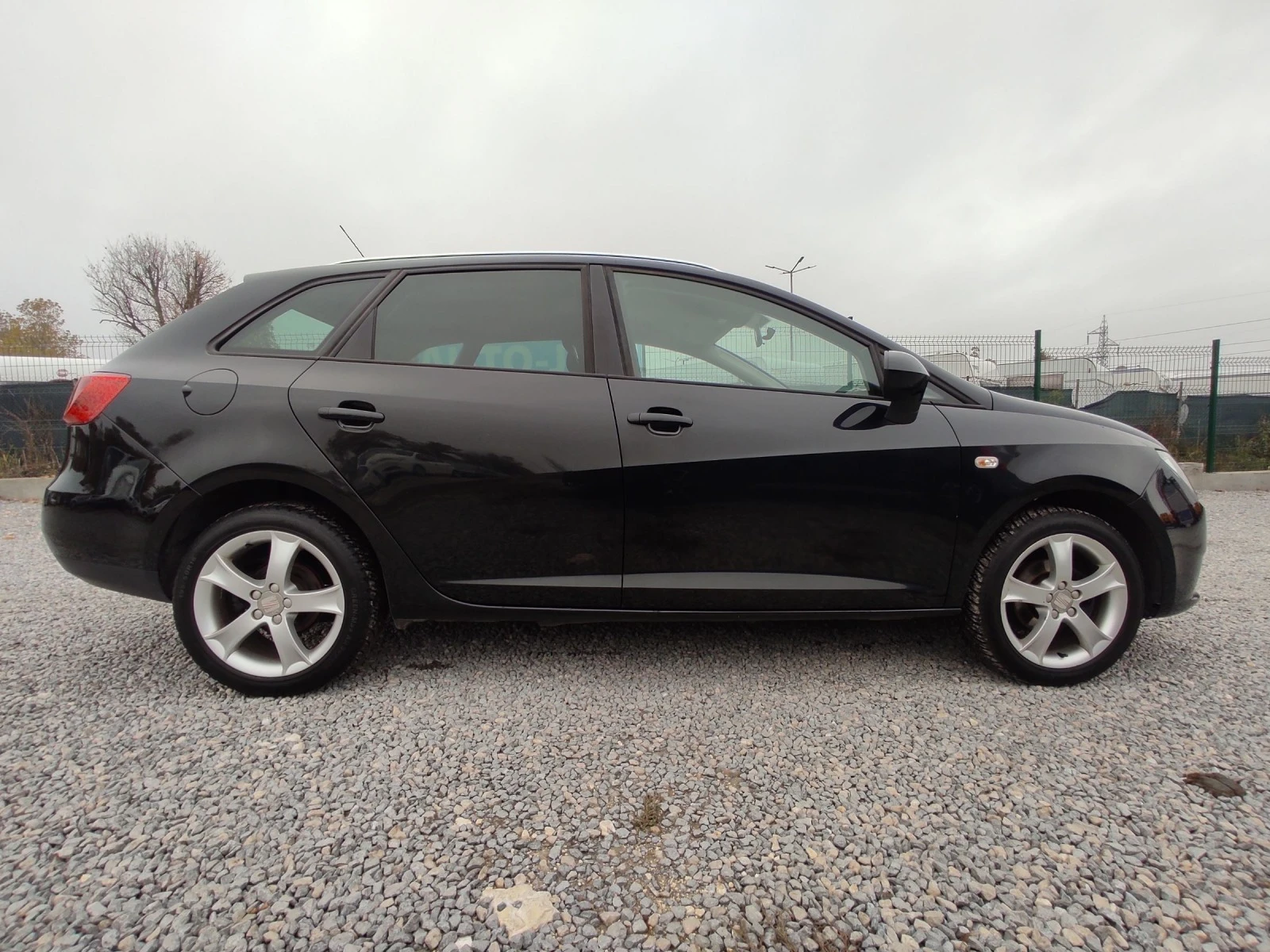 Seat Ibiza 1.2TSI/FACELIFT/ 4 ЦИЛИНДЪРА/85К.С. - изображение 5