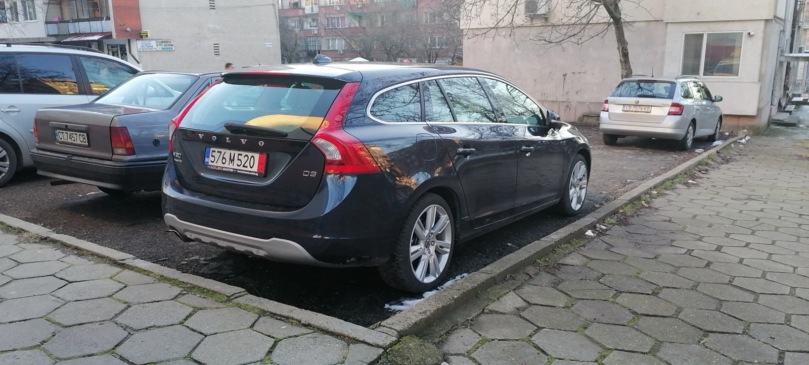 Volvo V60 (КАТО НОВА) 163к.с. Дистроник - изображение 6