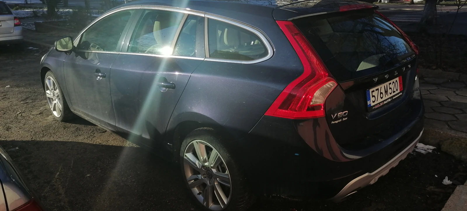 Volvo V60 (КАТО НОВА) 163к.с. Дистроник - изображение 4