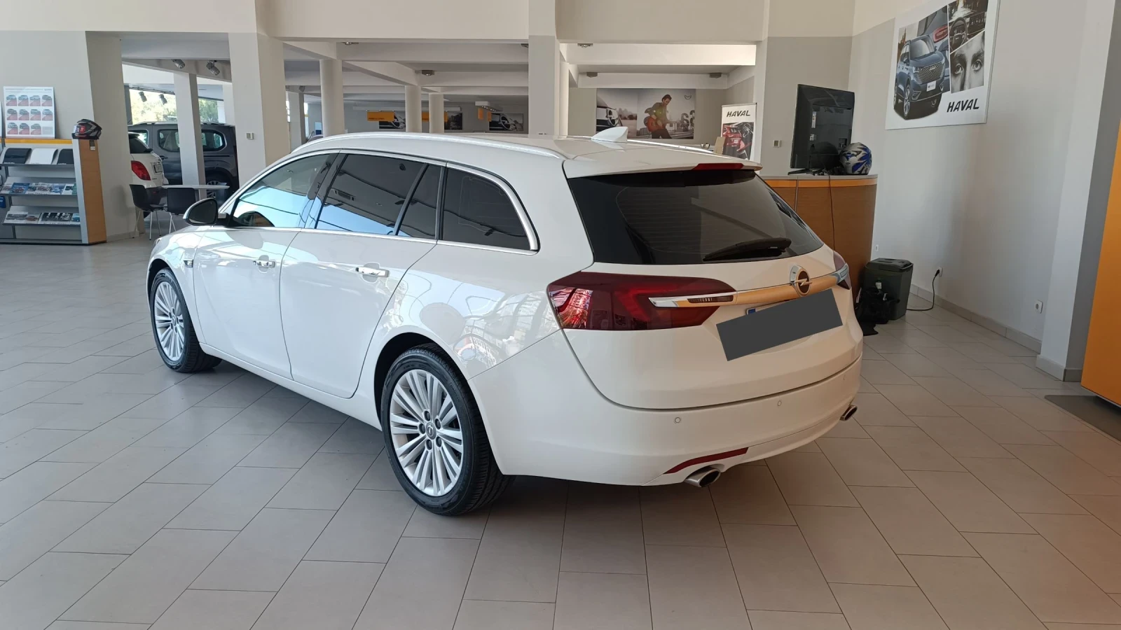 Opel Insignia COSMO B20DTH AT6 - изображение 7