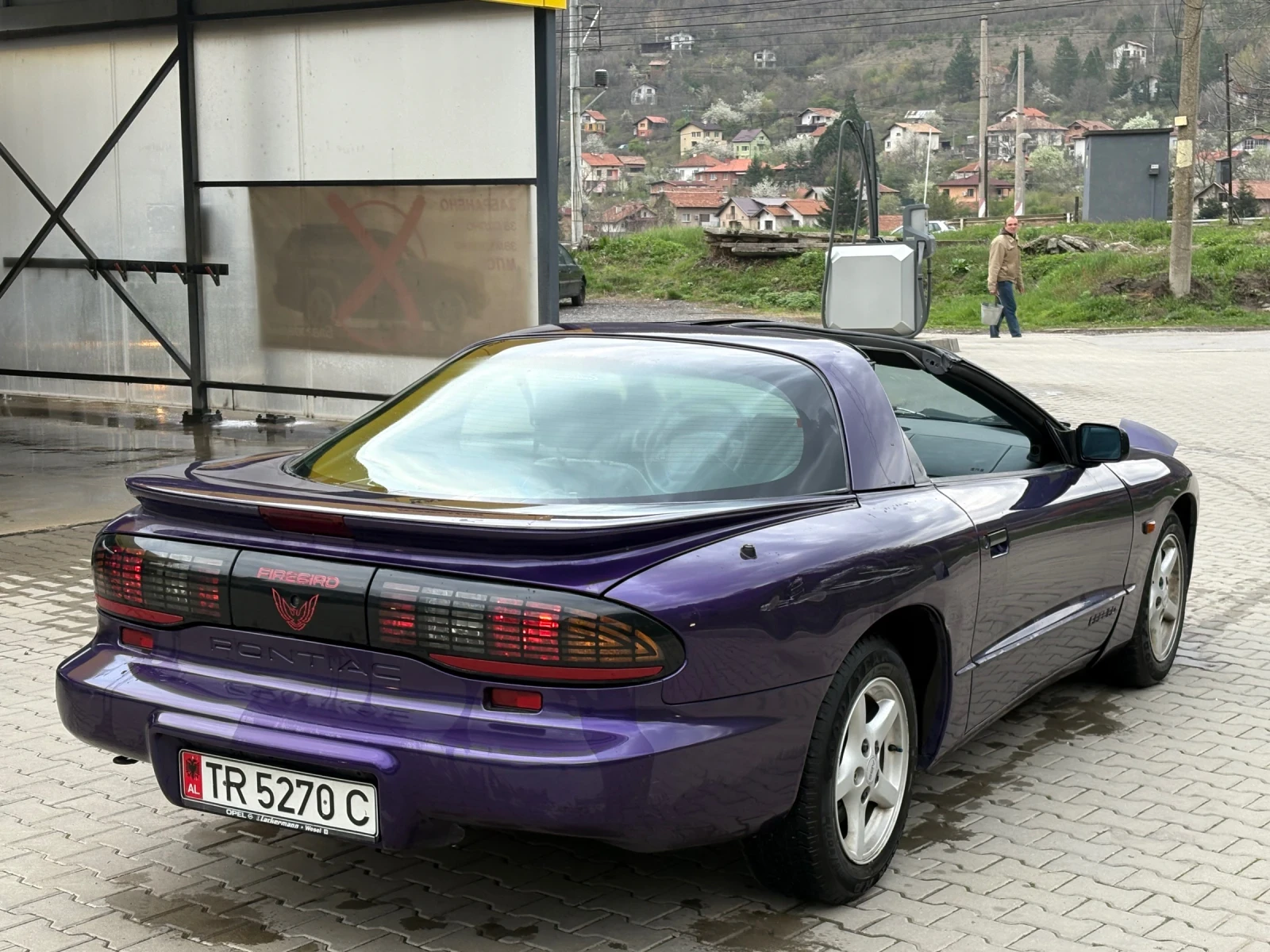 Pontiac Firebird 90 000км - изображение 3