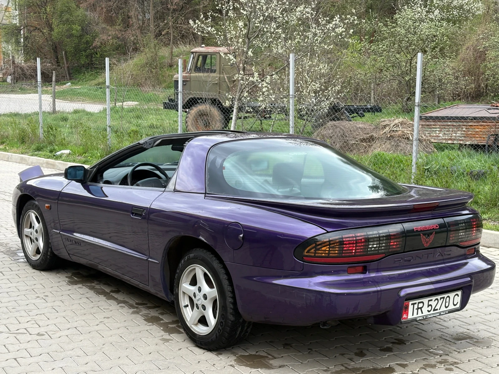 Pontiac Firebird 90 000км - изображение 4