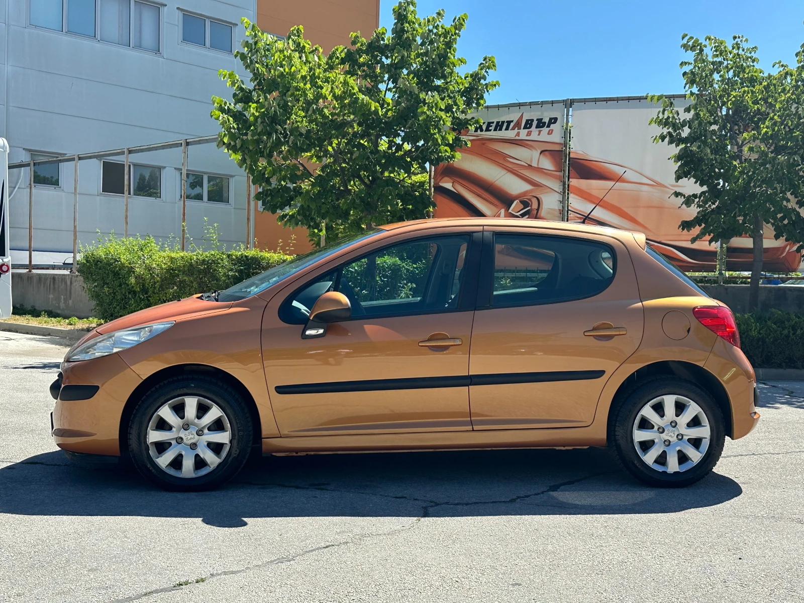 Peugeot 207 1.4i 90кс - изображение 2
