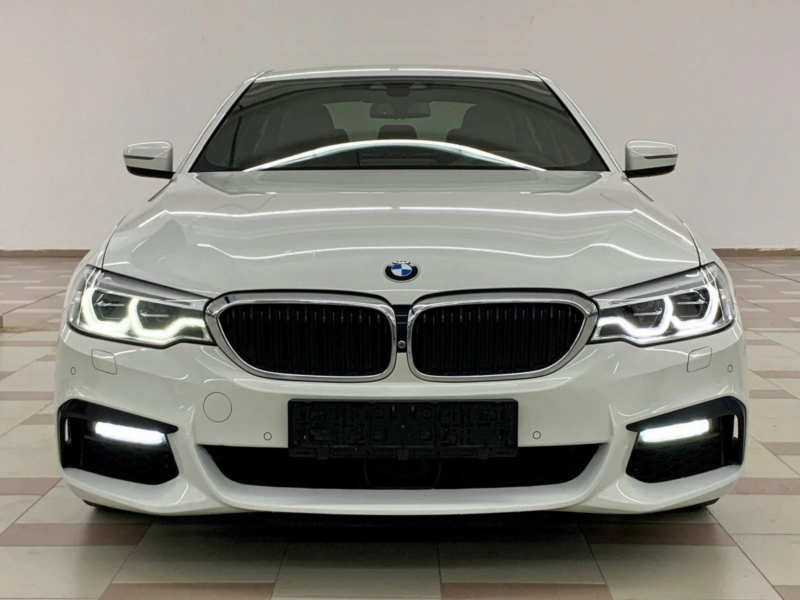 BMW 530 d Xdrive M-paket #OBDUH#DIS#CAM360#KeyLes#HUD#MEMO - изображение 5