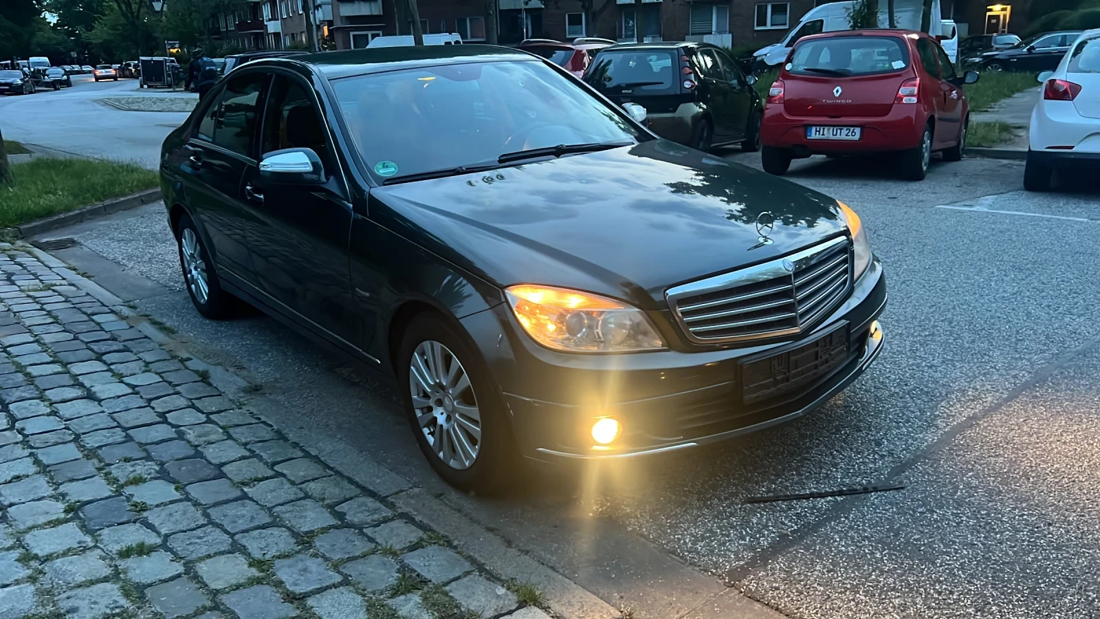 Mercedes-Benz C 220  - изображение 2