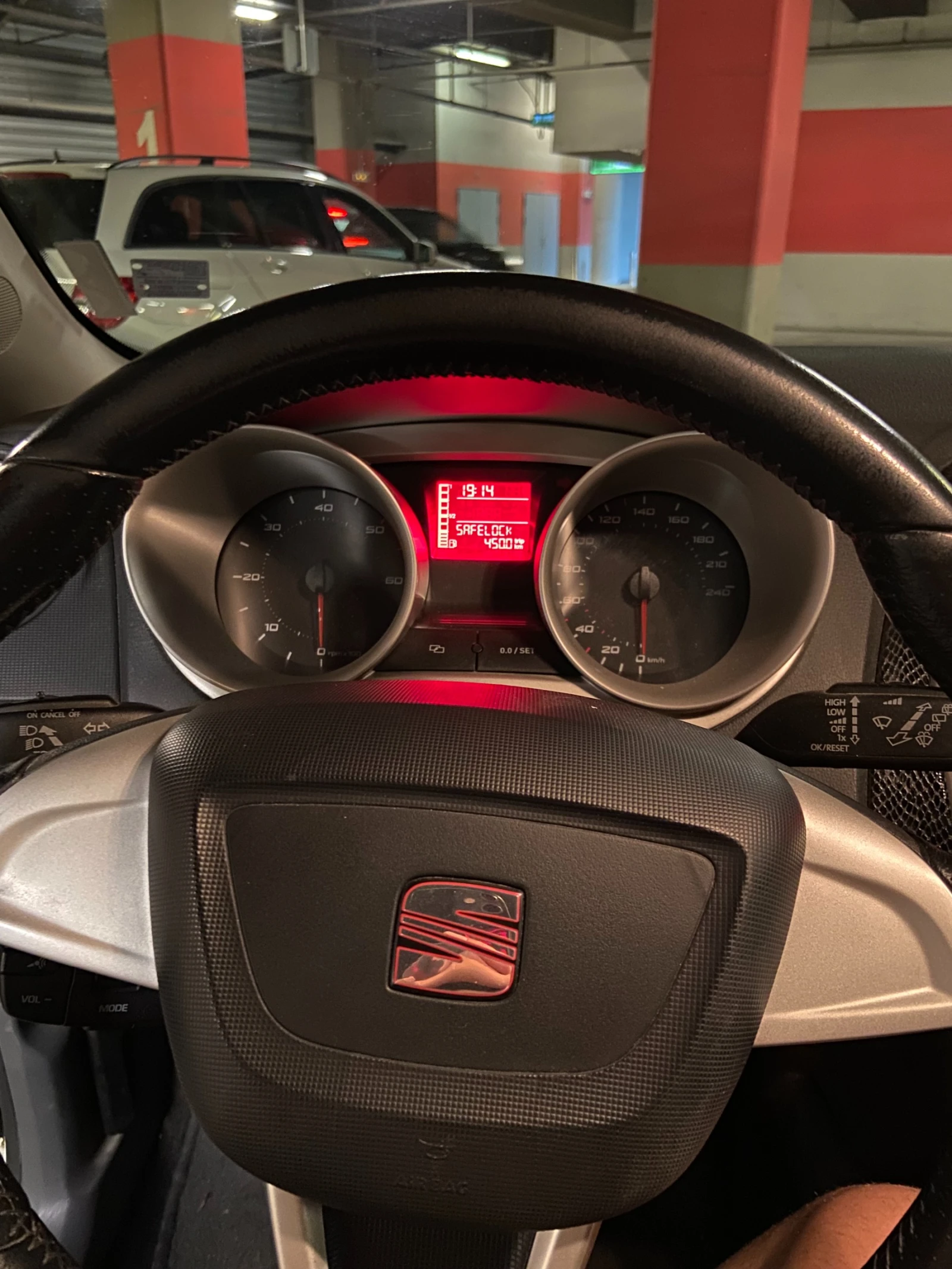 Seat Ibiza  - изображение 8