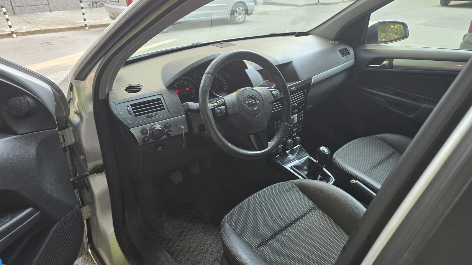 Opel Astra H - изображение 5