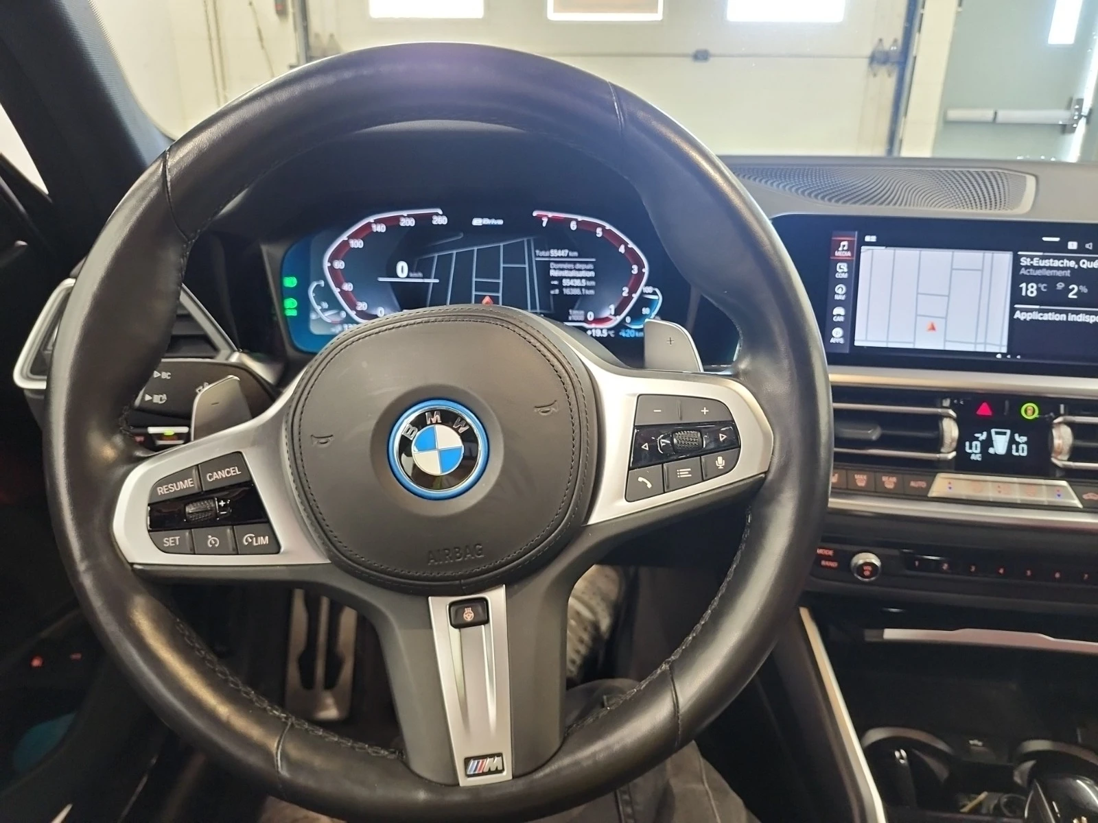 BMW 330 * * XDRIVE* * HYBRID * CARFAX * * АВТО КРЕДИТ * *  - изображение 6
