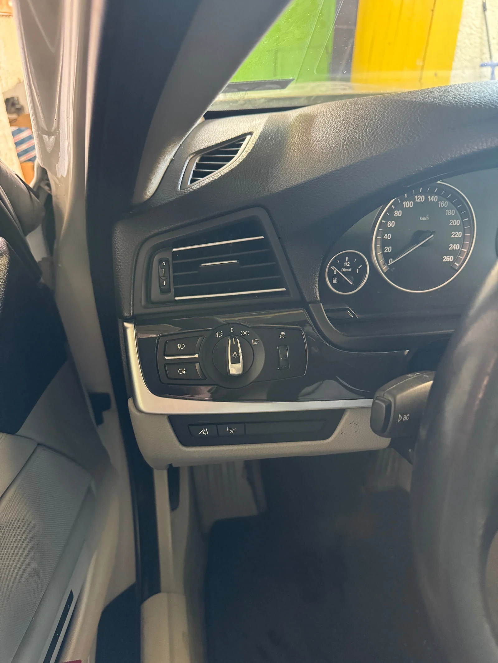 BMW 520  - изображение 6