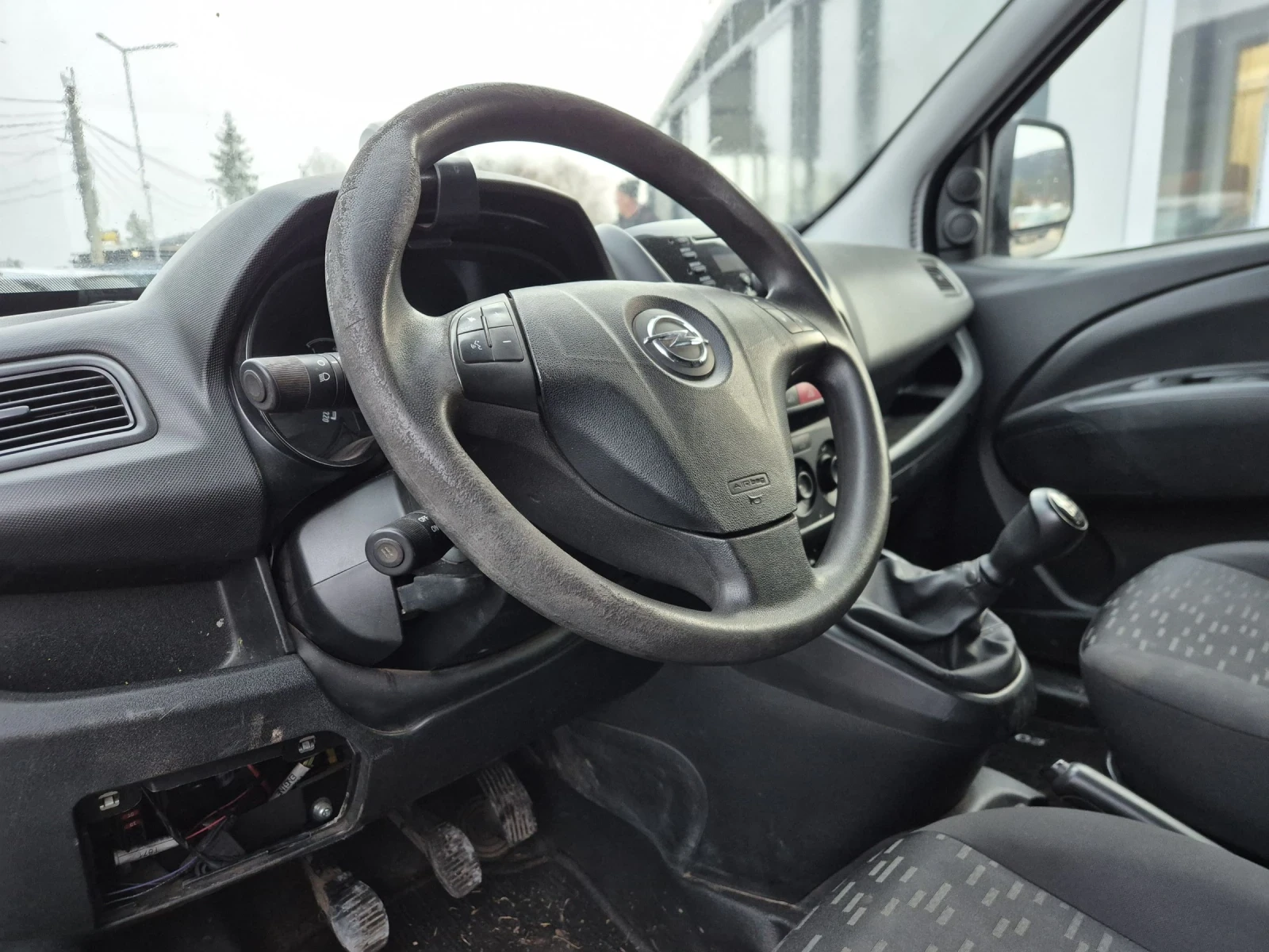 Opel Combo 1.3CDTI, снимка 12 - Автомобили и джипове - 52588103