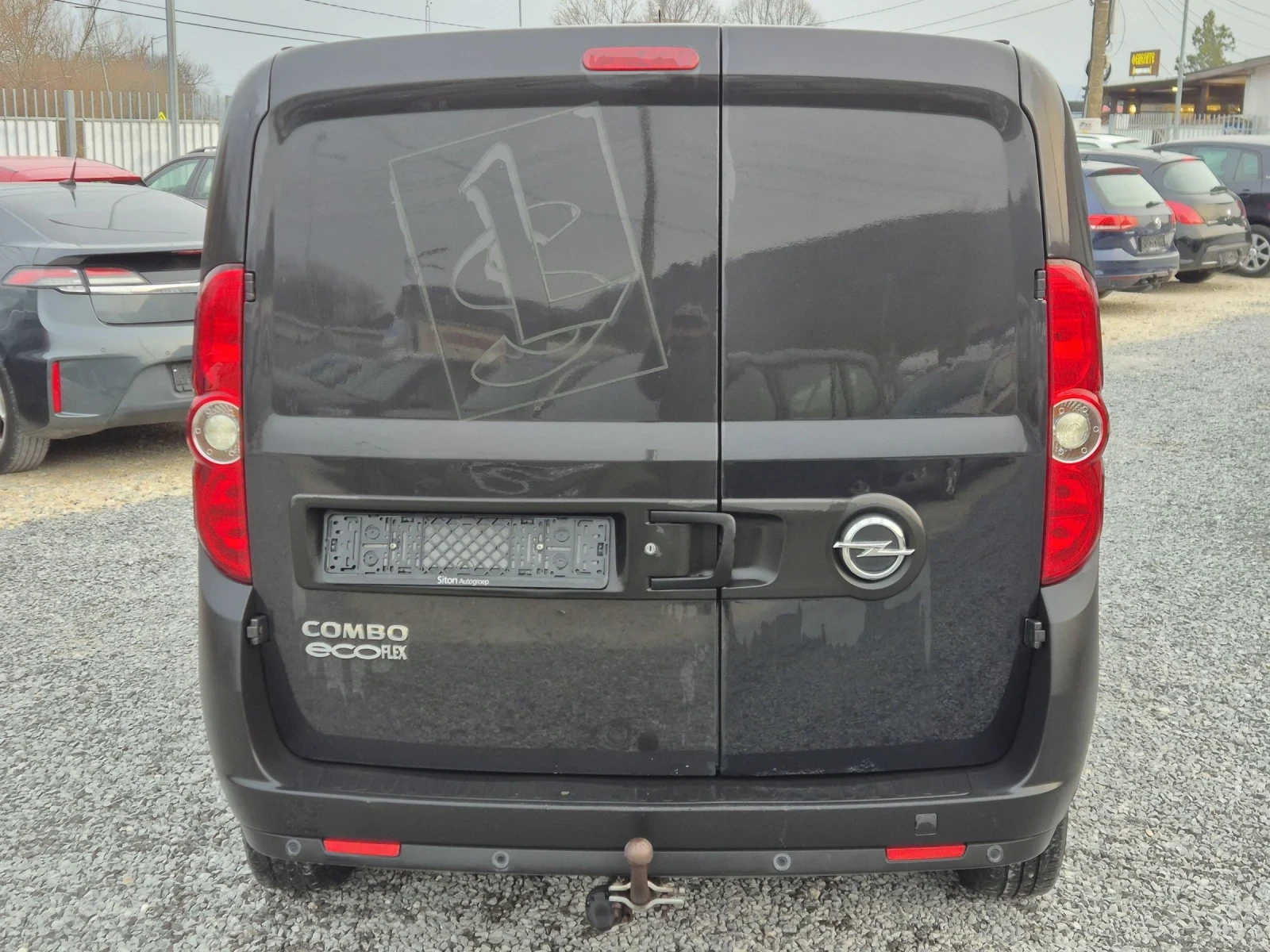 Opel Combo 1.3CDTI, снимка 8 - Автомобили и джипове - 52588103