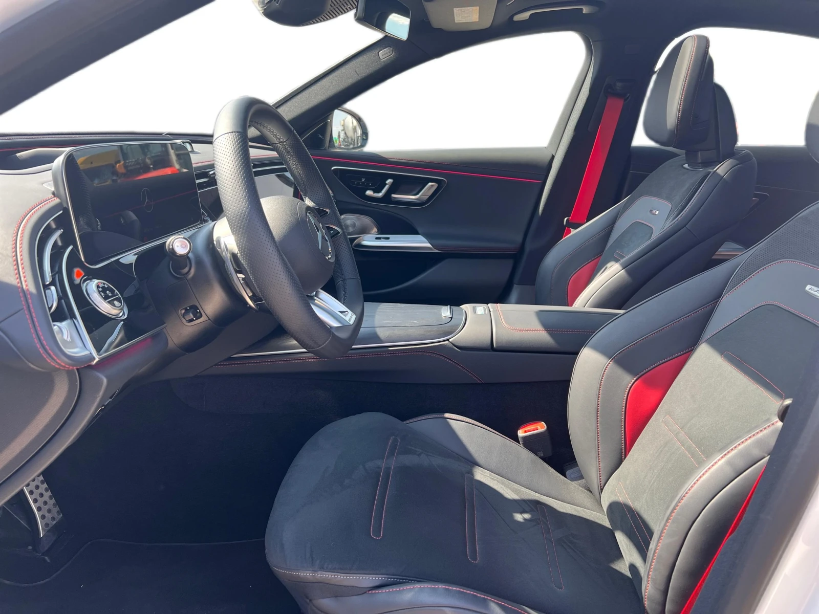 Mercedes-Benz E 53 AMG HYBRID 4MATIC+ , снимка 8 - Автомобили и джипове - 52731589
