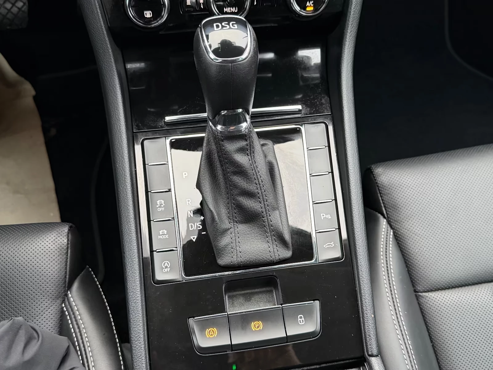 Skoda Superb 2.0TDI L&K Face ACC ����� Canton MASSAGE KAM iCar | Mobile.bg � ����������� 11