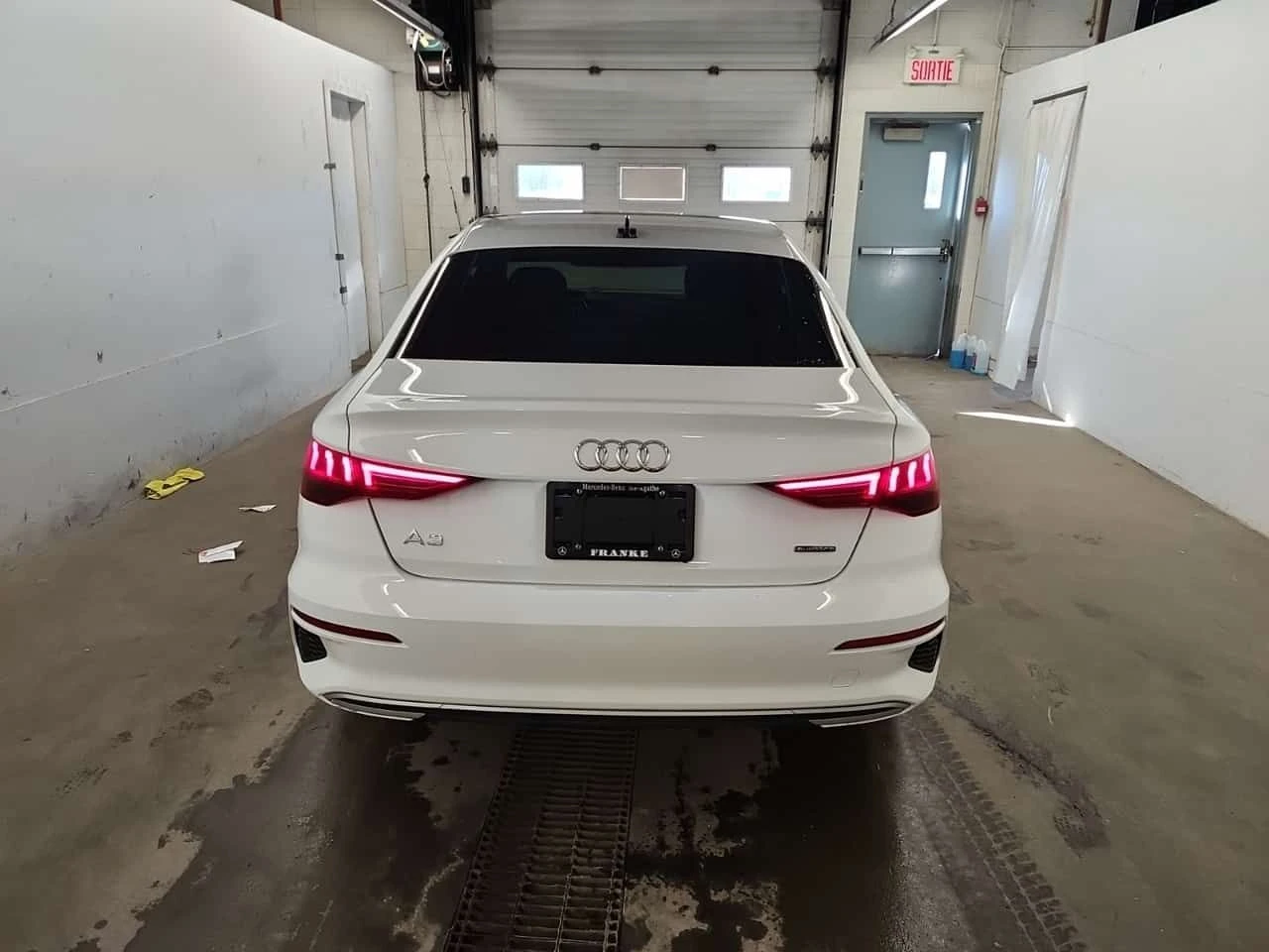 Audi A3  PREMIUM| PANORAMA| 2 КЛЮЧА| CARFAX| , снимка 6 - Автомобили и джипове - 53972610