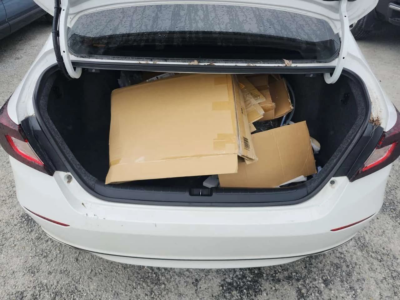 Honda Accord * SPORT 2.0* ПОДГРЕВ* KEYLESS* , снимка 13 - Автомобили и джипове - 54339953