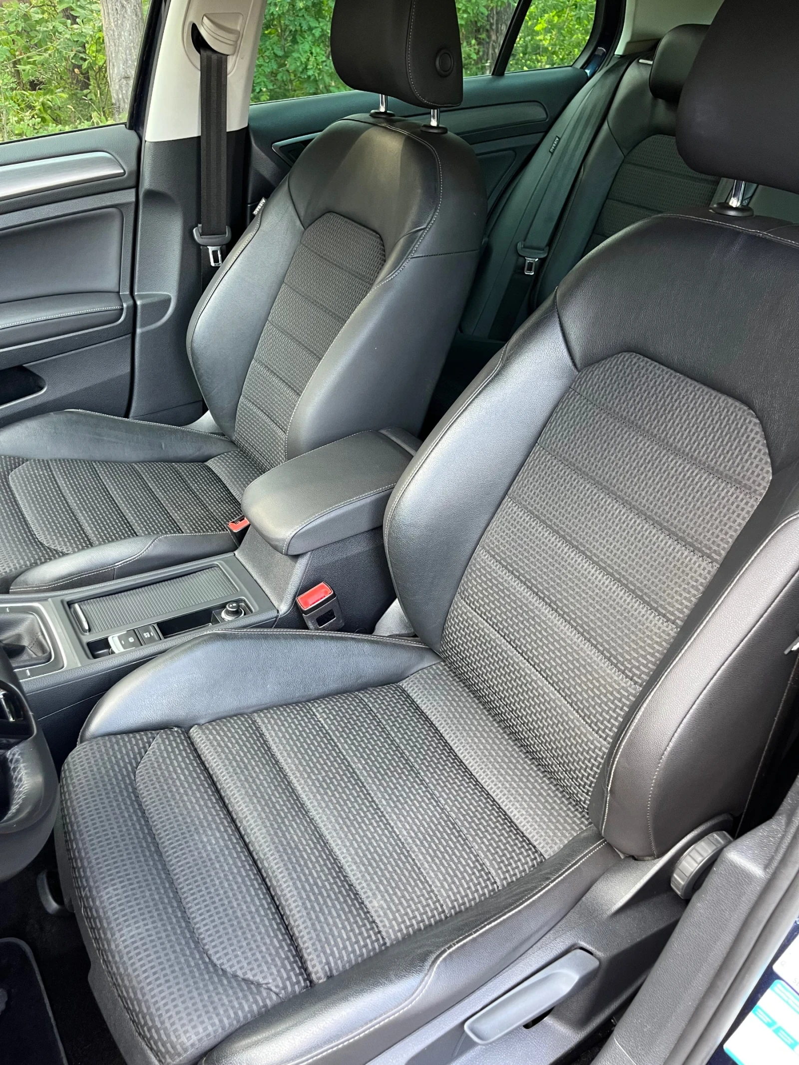 VW Golf, снимка 8 - Автомобили и джипове - 54726449