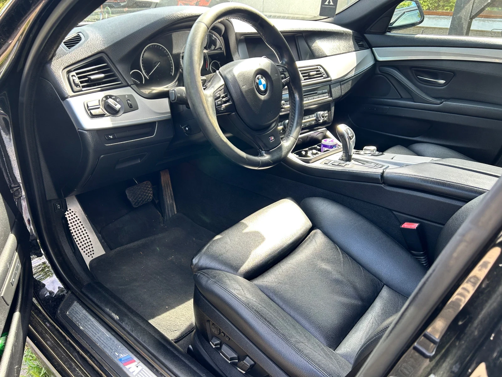 BMW 530 D M-Pack 258кс 8AT, снимка 10 - Автомобили и джипове - 54899428