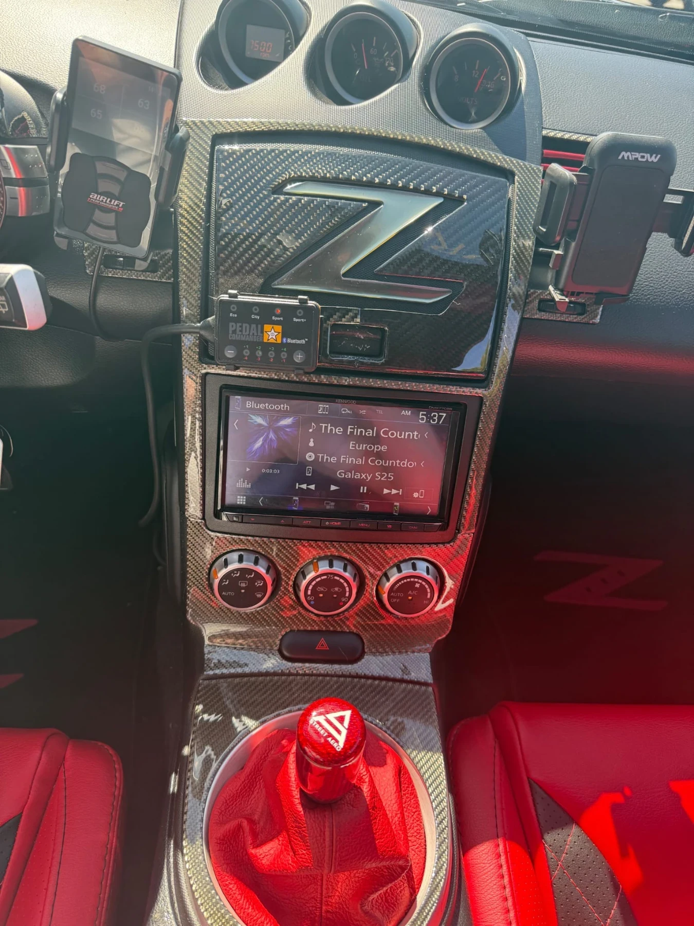 Nissan 350z KEYLESS / CARFAX, снимка 12 - Автомобили и джипове - 54936333
