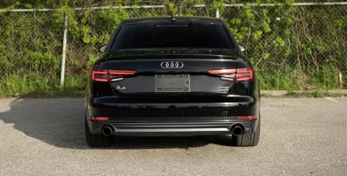 Audi A4 TECHNIK * S LINE * QUATTRO * CARPLAY * CARFAX * , снимка 5 - Автомобили и джипове - 55098692