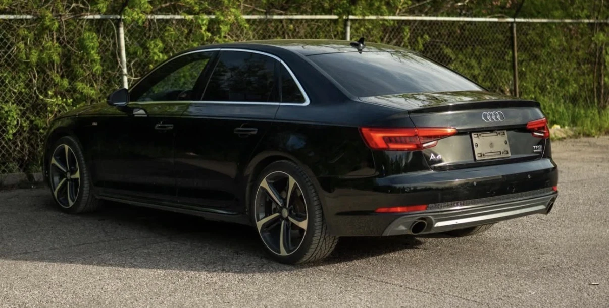 Audi A4 TECHNIK * S LINE * QUATTRO * CARPLAY * CARFAX * , снимка 6 - Автомобили и джипове - 55098692