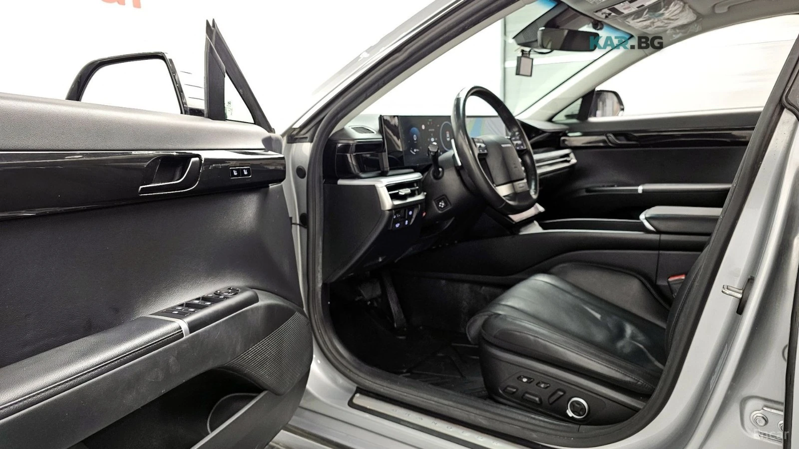 Hyundai Grandeur LPG* 3.5* ОБДУХВАНЕ* ДИСТРОНИК* МАСАЖИ* ПОДГРЕВ* , снимка 10 - Автомобили и джипове - 55233159