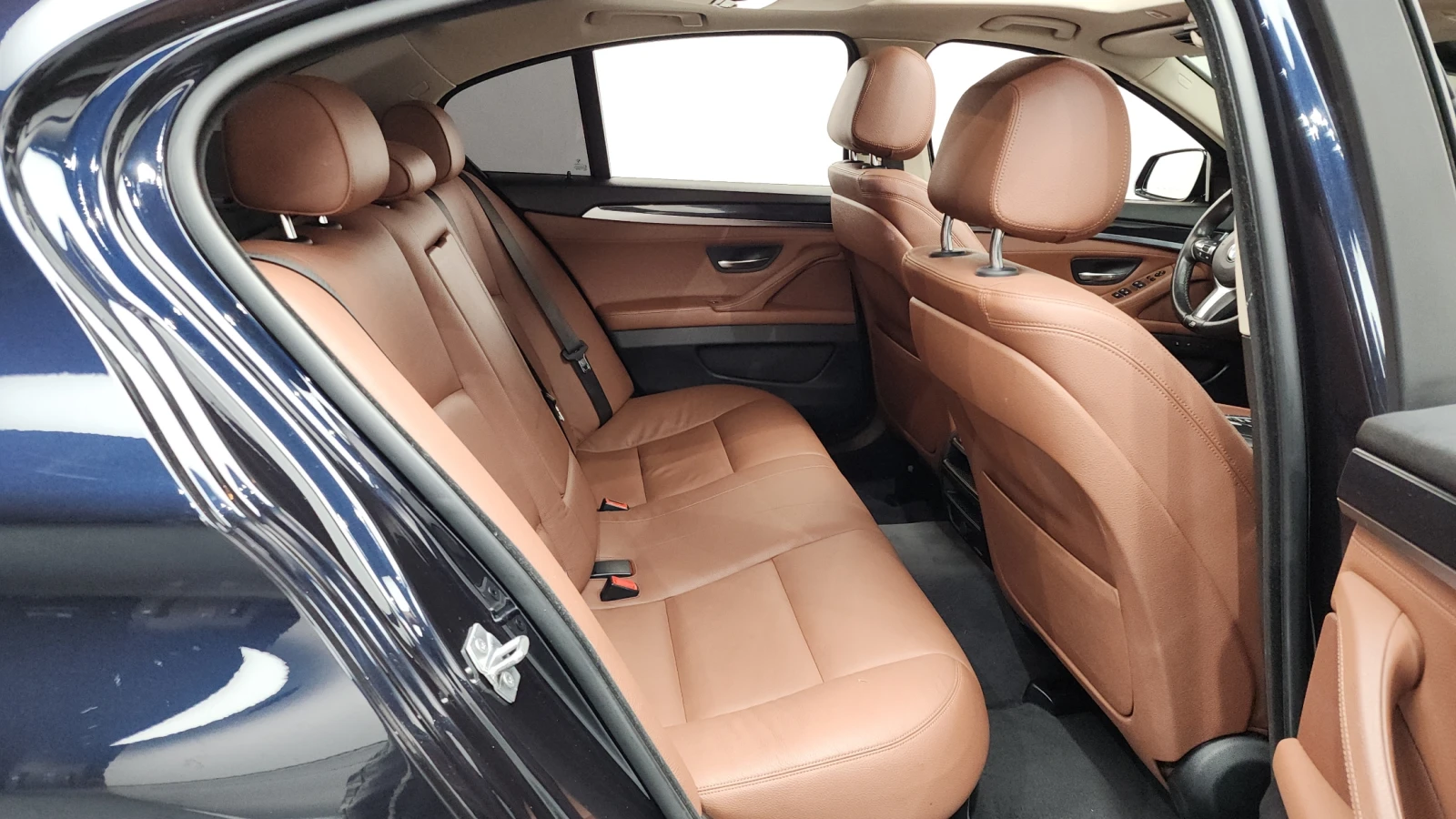 BMW 530 D X Drive M Aerodynamic, снимка 16 - Автомобили и джипове - 55406742