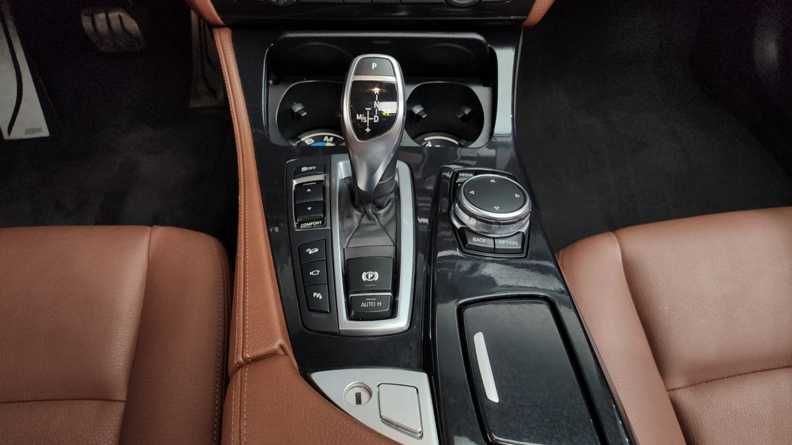 BMW 530 D X Drive M Aerodynamic, снимка 11 - Автомобили и джипове - 55406742