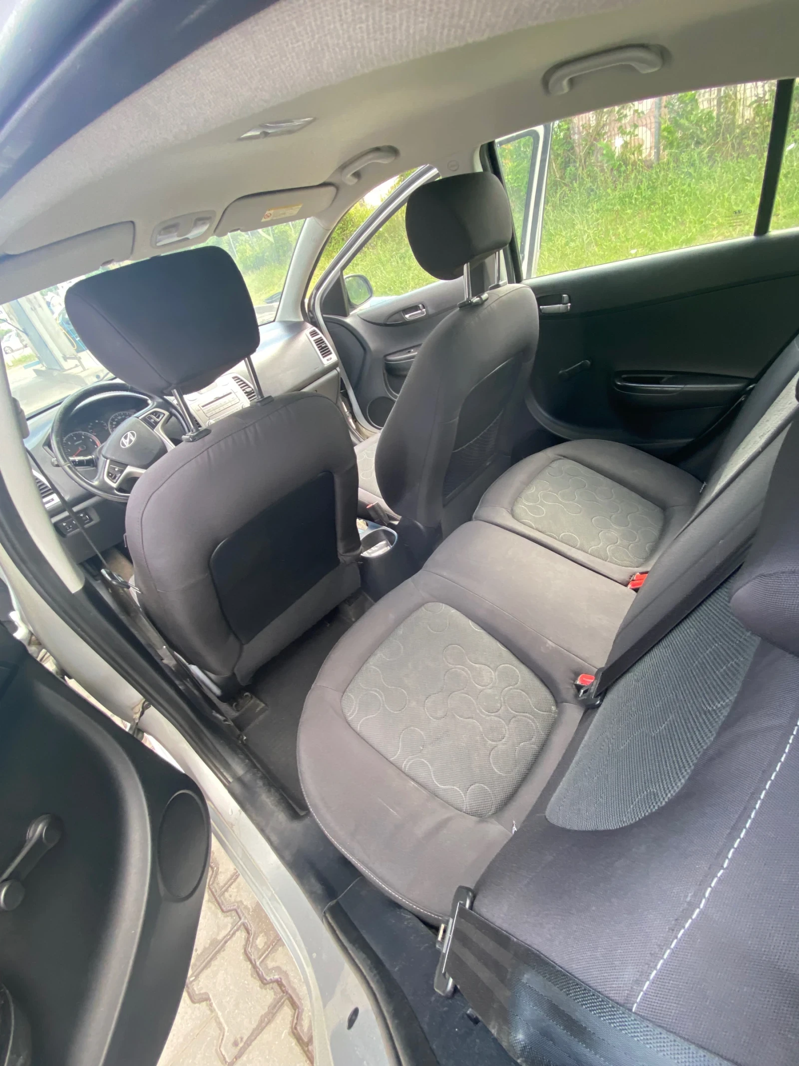 Hyundai I20 1.6 CRDi, снимка 4 - Автомобили и джипове - 55579990