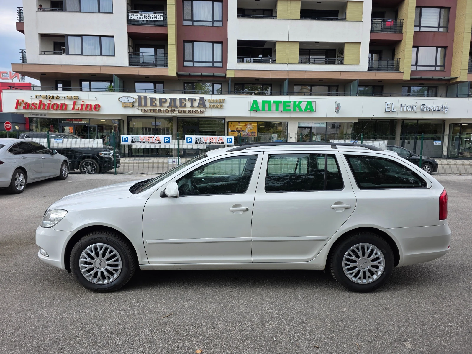 Skoda Octavia 1.2 TSI обслужена с вериги, снимка 4 - Автомобили и джипове - 55596773