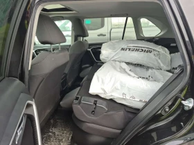 Toyota Rav4 HYBRID XLE  CARFAX, снимка 11