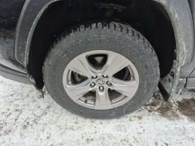 Toyota Rav4 HYBRID XLE  CARFAX, снимка 6