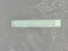 Toyota Rav4 HYBRID XLE  CARFAX, снимка 16