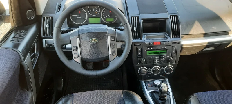 Land Rover Freelander, снимка 11 - Автомобили и джипове - 47650189