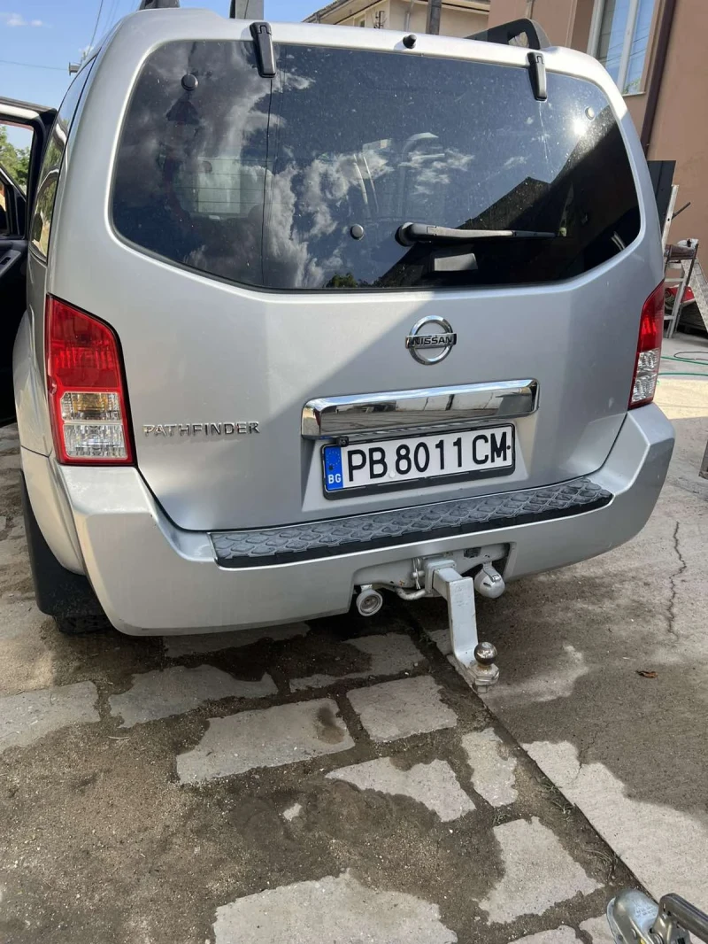 Nissan Pathfinder, снимка 8 - Автомобили и джипове - 52684659