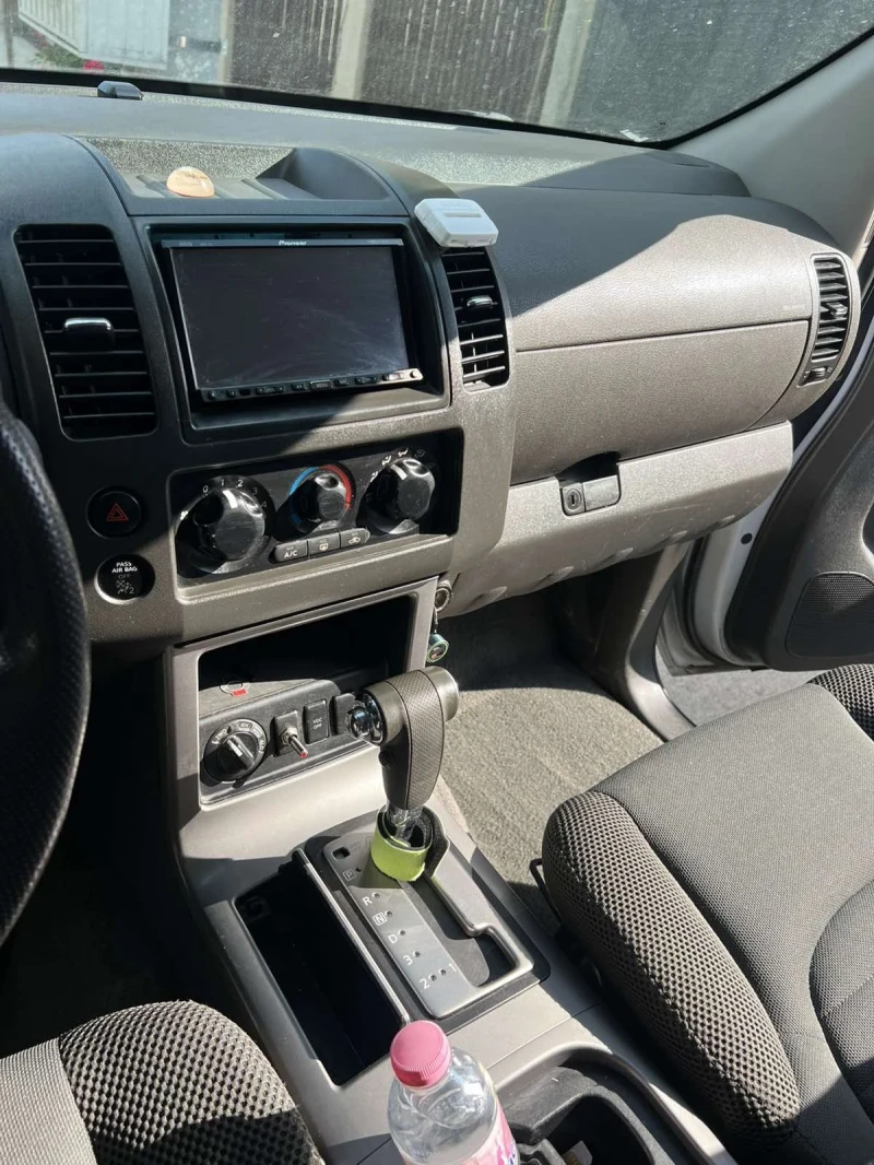 Nissan Pathfinder, снимка 9 - Автомобили и джипове - 52684659