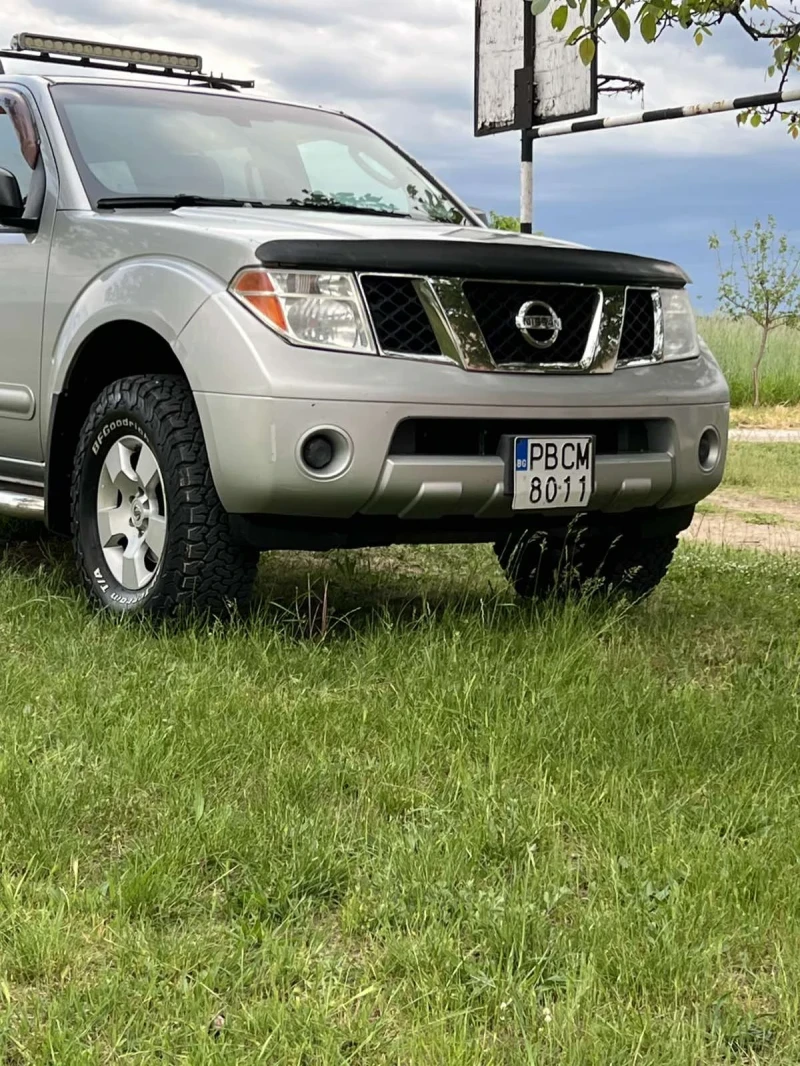 Nissan Pathfinder, снимка 3 - Автомобили и джипове - 52684659