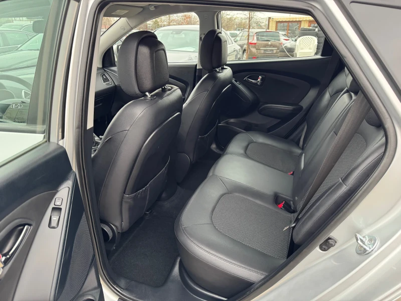 Hyundai IX35 1.7 CRDi 16V, снимка 13 - Автомобили и джипове - 52697089