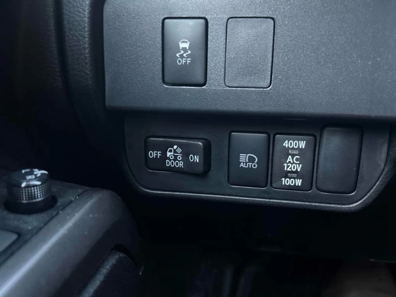Toyota Tacoma * 4x4 Double Cab Auto * CARFAX * БЕЗ ПЪРВОНАЧАЛНА , снимка 15 - Автомобили и джипове - 53148329