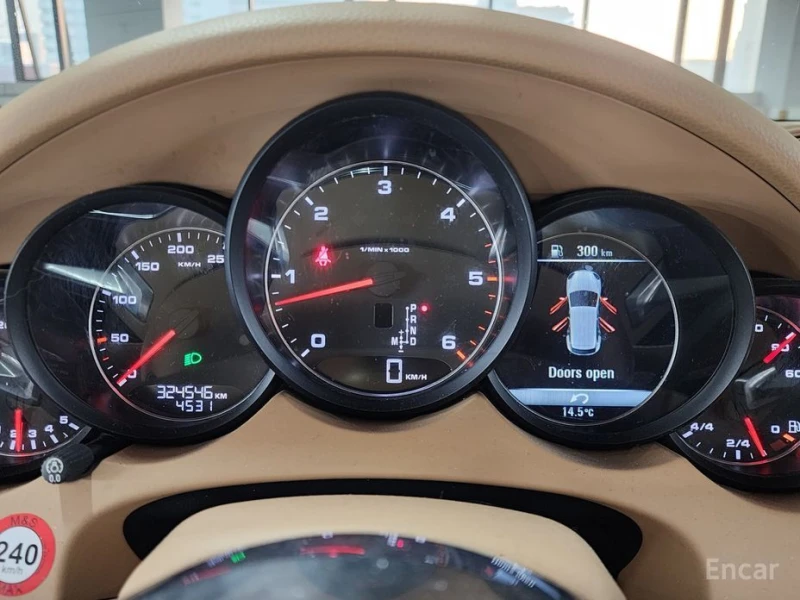 Porsche Cayenne, снимка 6 - Автомобили и джипове - 53239737