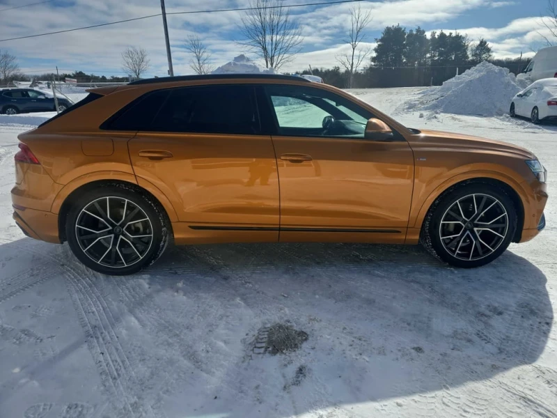 Audi Q8 Technik * CARFAX* ОБДУХВАНЕ* ДИСТРОНИК, снимка 3 - Автомобили и джипове - 53287640